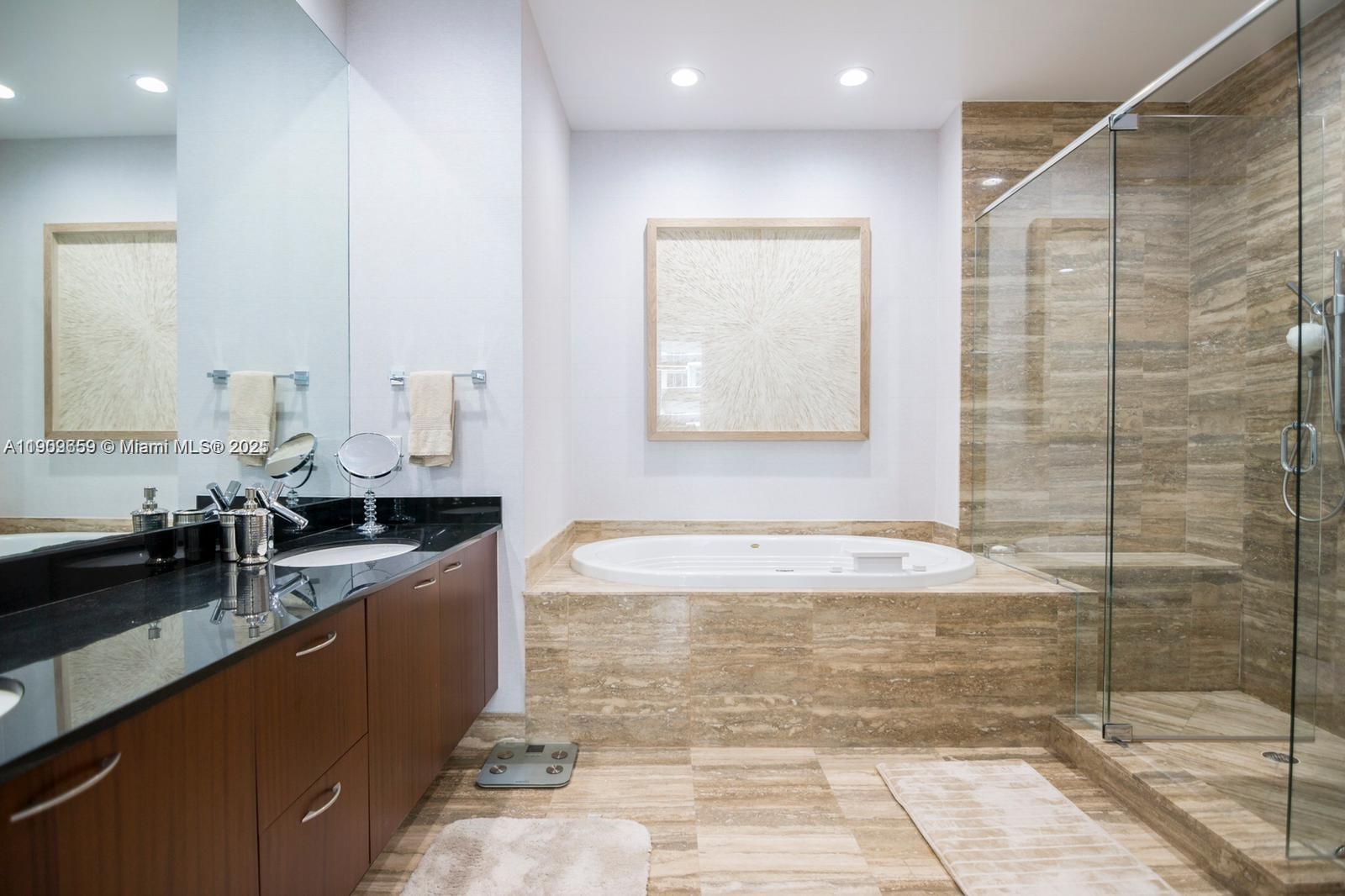 15901 Collins Ave #4002, Sunny Isles Beach FL 33160