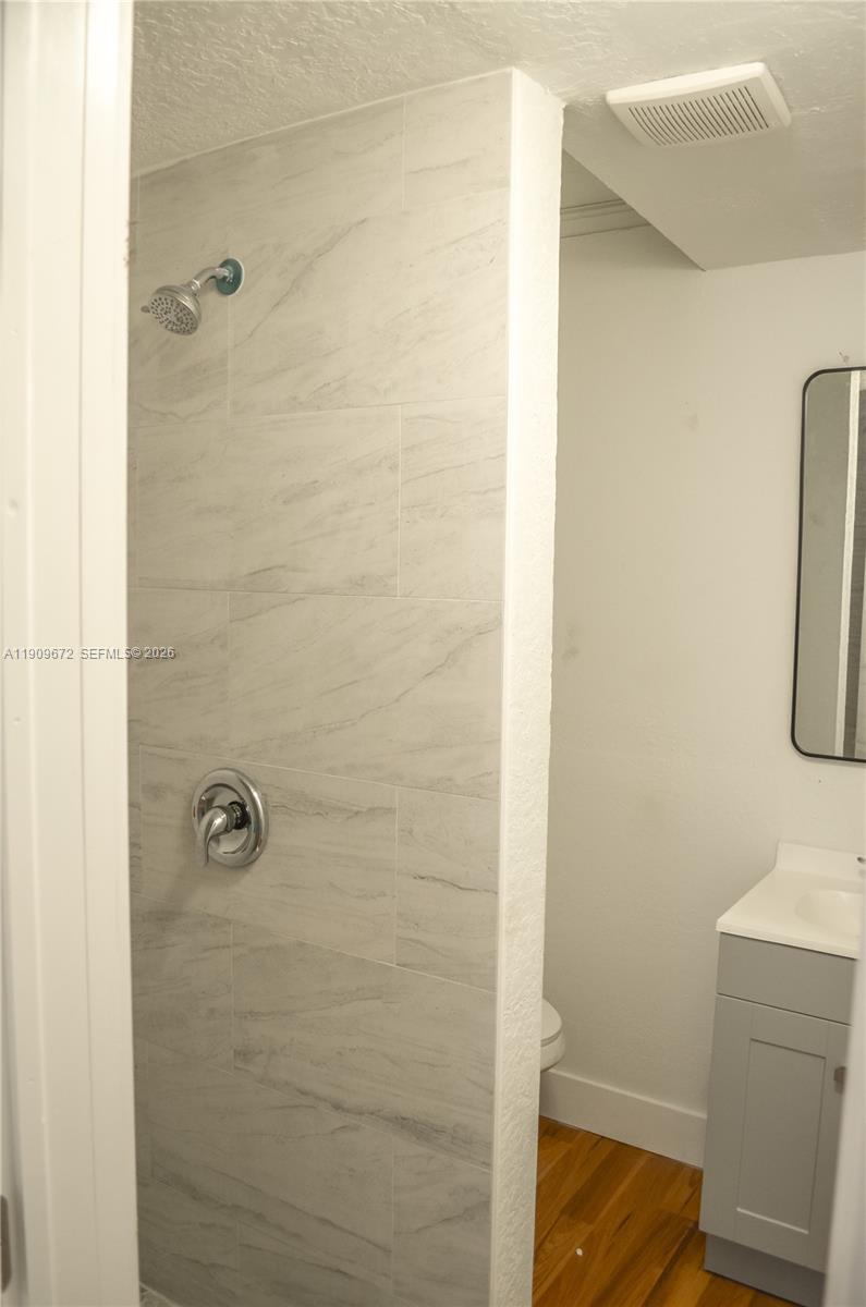707 N J St, Lake Worth FL 33460