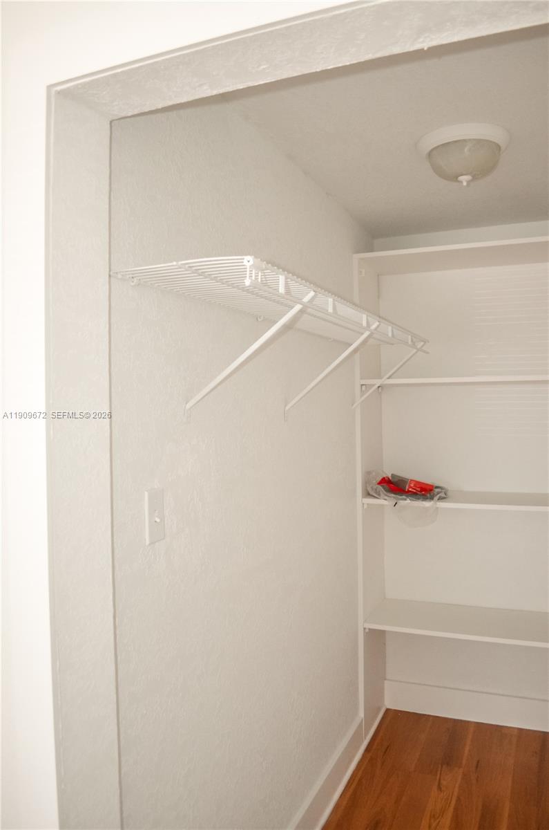 707 N J St, Lake Worth FL 33460