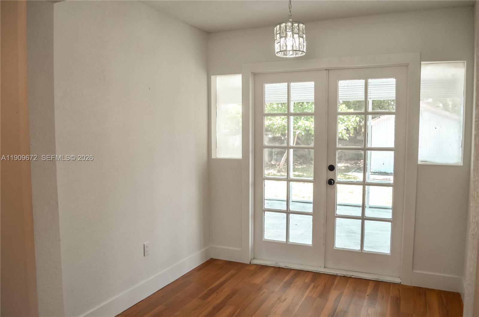 707 N J St, Lake Worth FL 33460