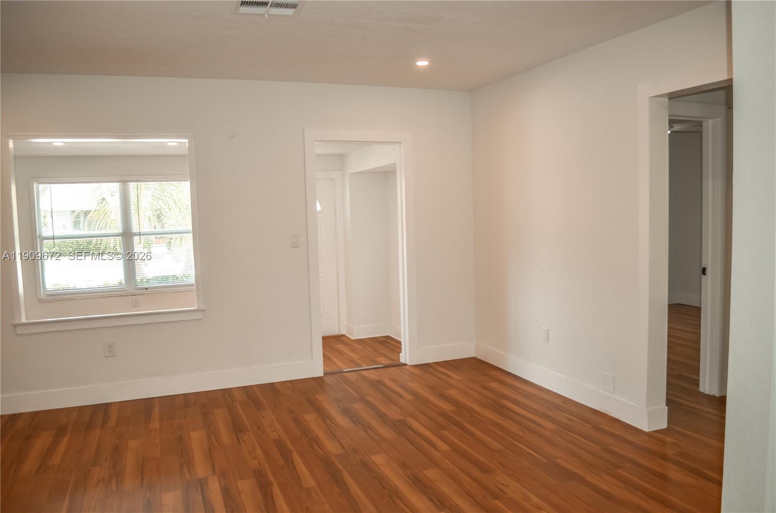 707 N J St, Lake Worth FL 33460