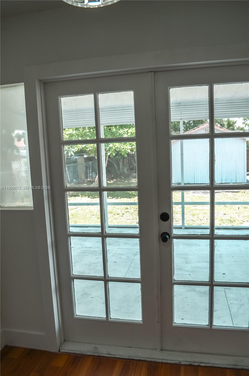 707 N J St, Lake Worth FL 33460