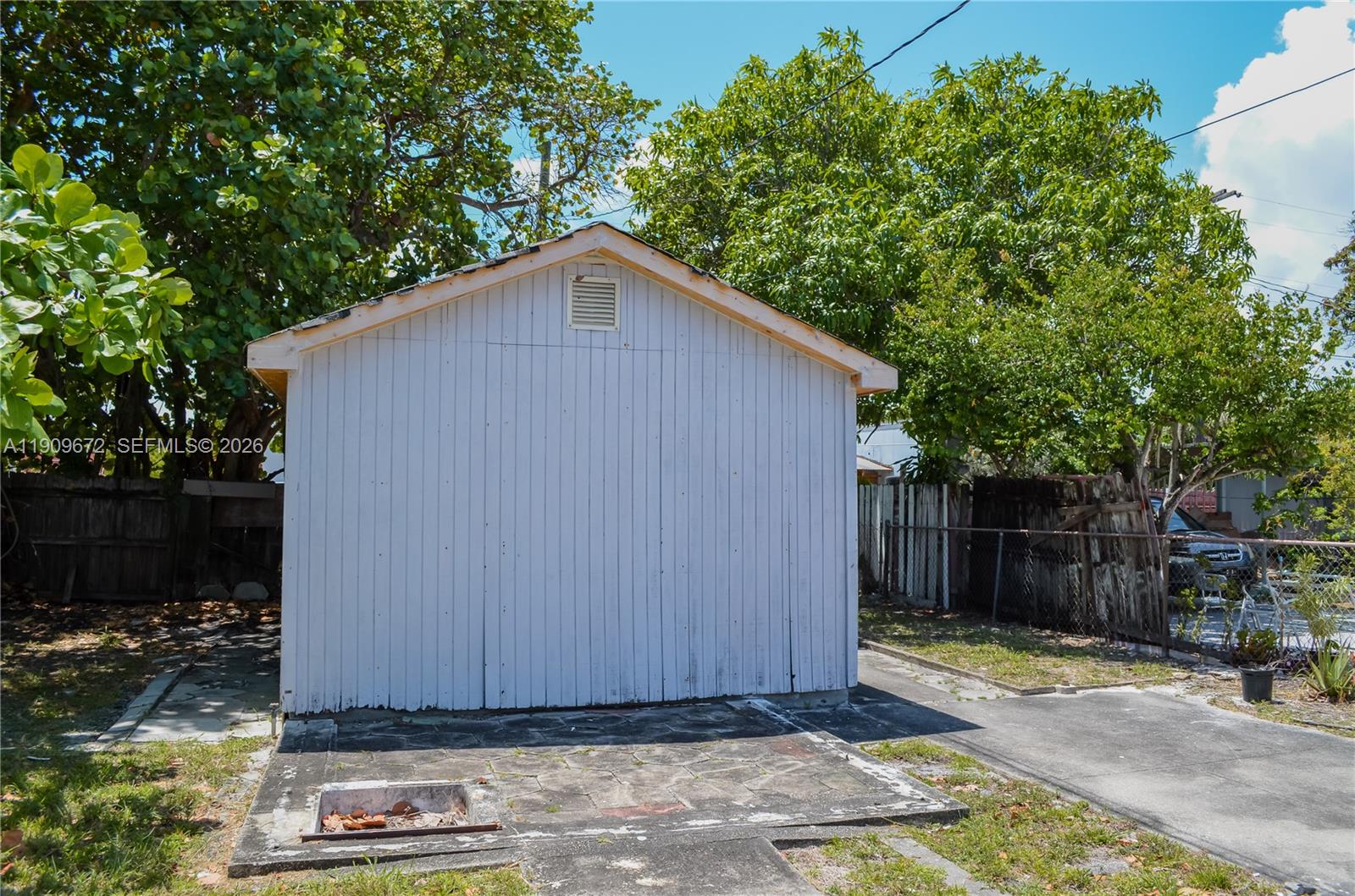 707 N J St, Lake Worth FL 33460