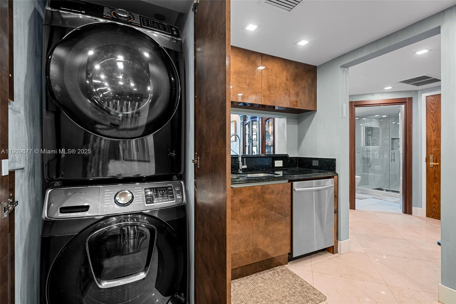 9559 Collins Ave #S8-F, Surfside FL 33154