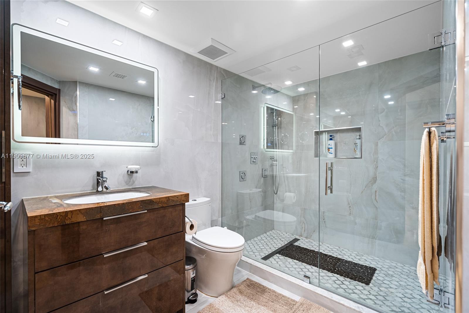 9559 Collins Ave #S8-F, Surfside FL 33154