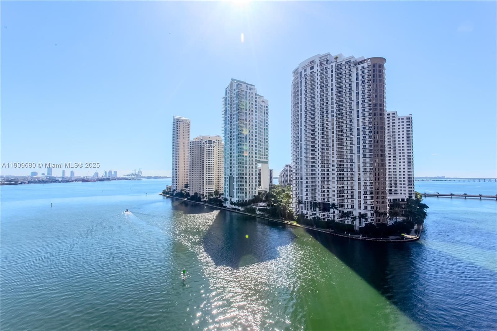 300 Biscayne Blvd Way #1003, Miami FL 33131