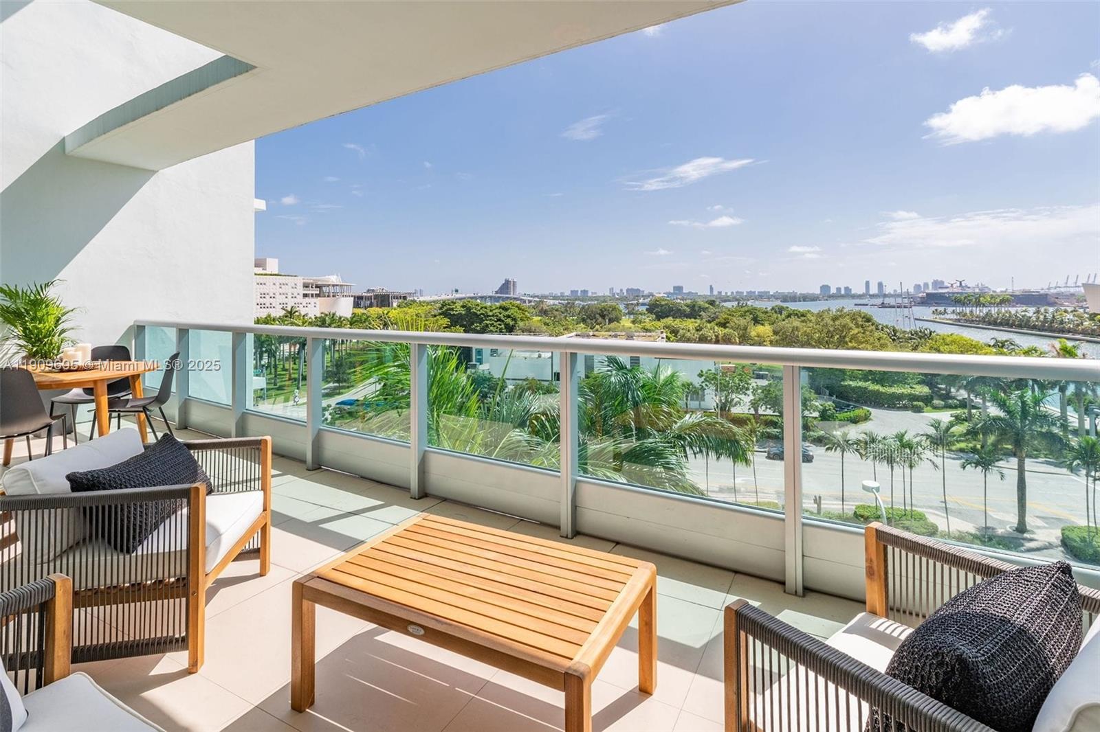 900 Biscayne Blvd #702, Miami FL 33132