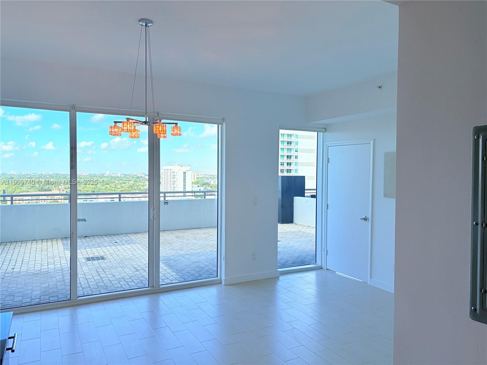 60 SW 13th St #1119, Miami FL 33130