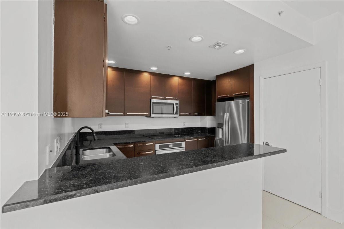 3030 NE 188 Street #604, Aventura FL 33180