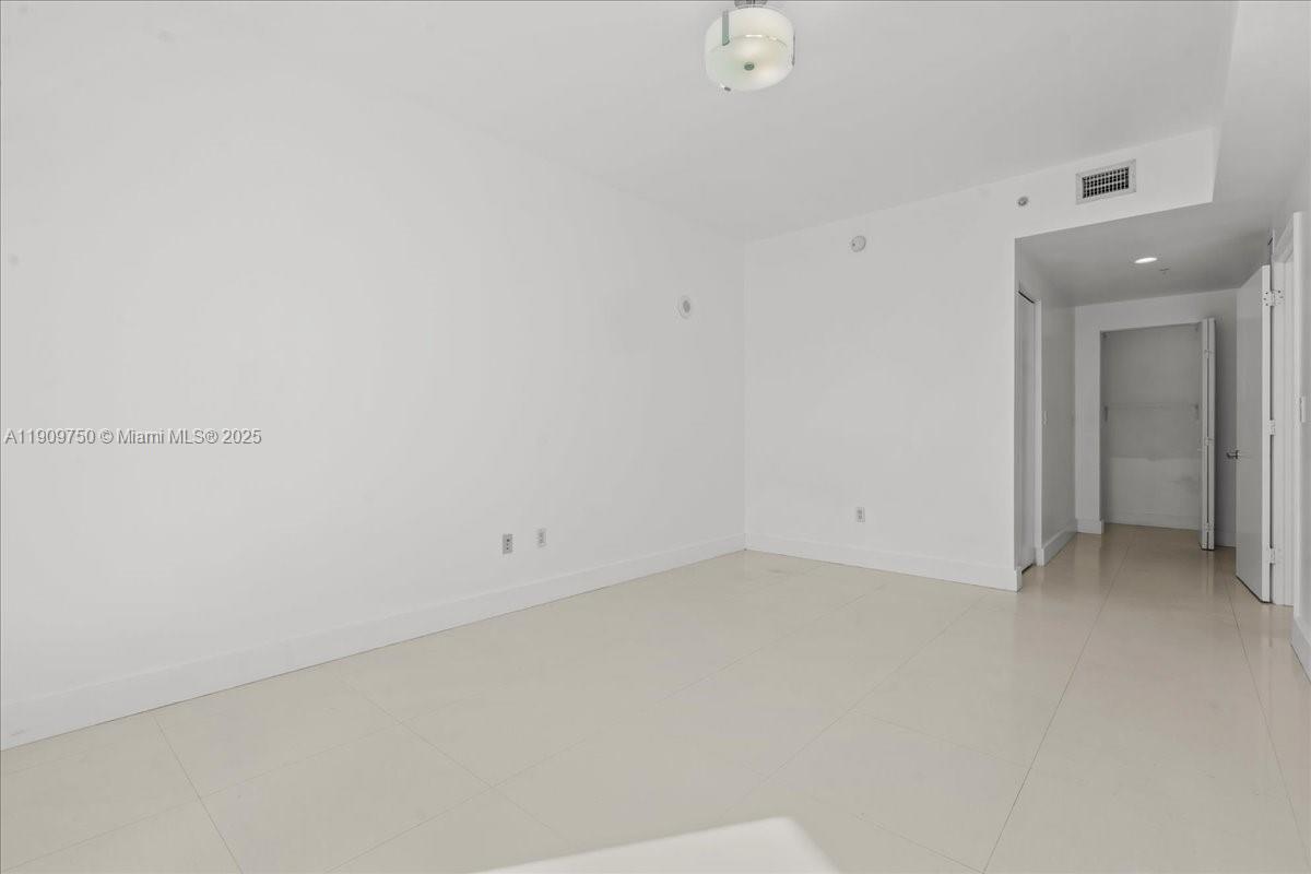 3030 NE 188 Street #604, Aventura FL 33180