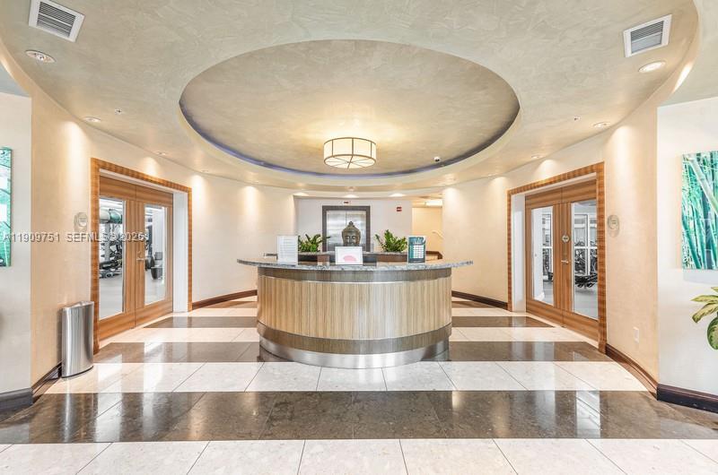 253 NE 2nd St #219, Miami FL 33132