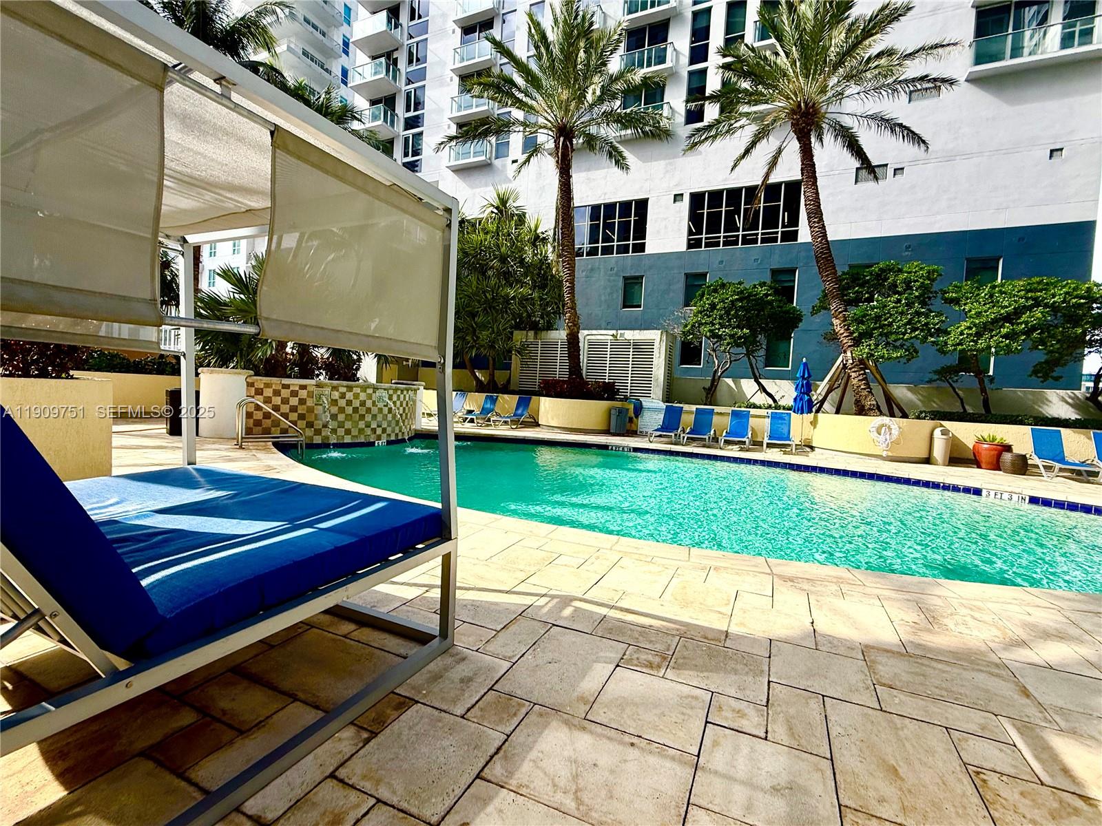 253 NE 2nd St #219, Miami FL 33132