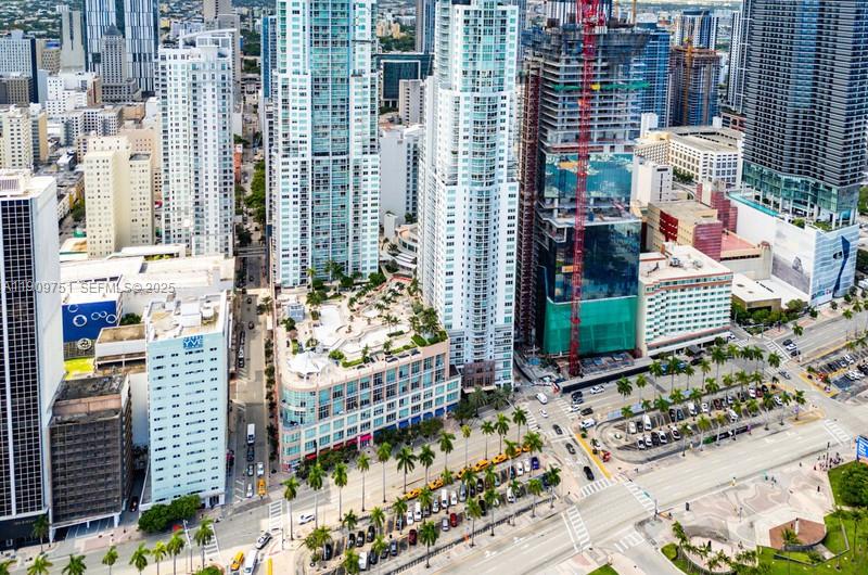 253 NE 2nd St #219, Miami FL 33132