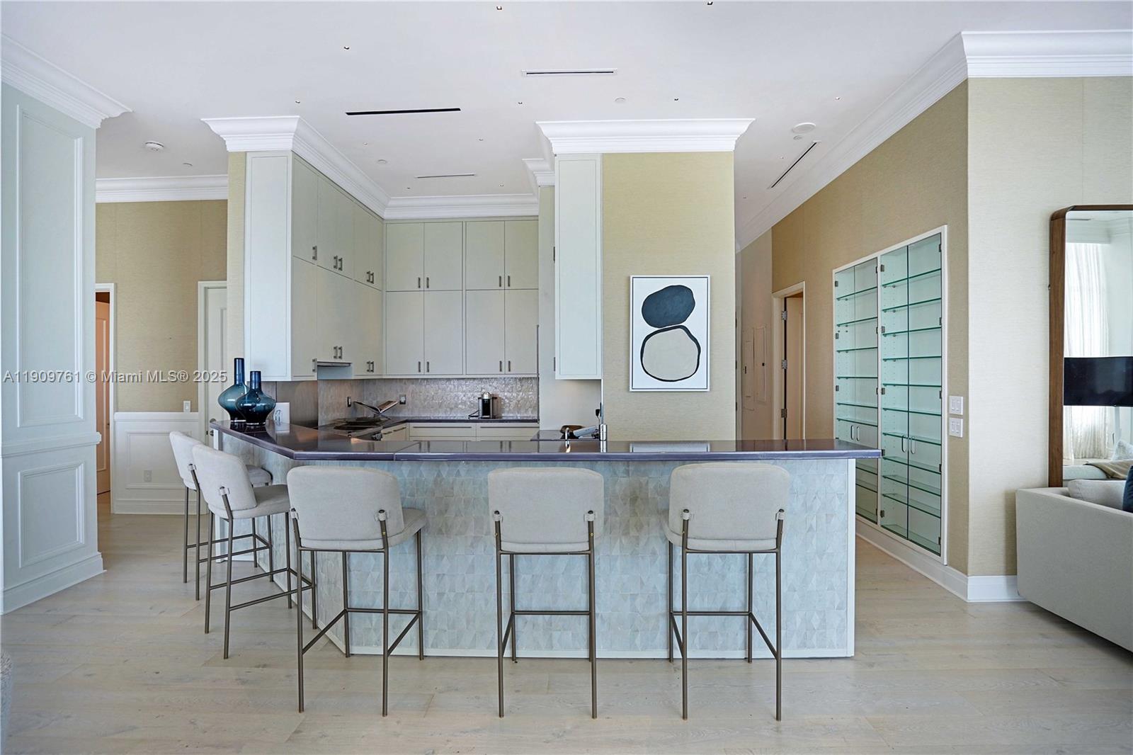 4401 Collins Ave #PH South, Miami Beach FL 33140