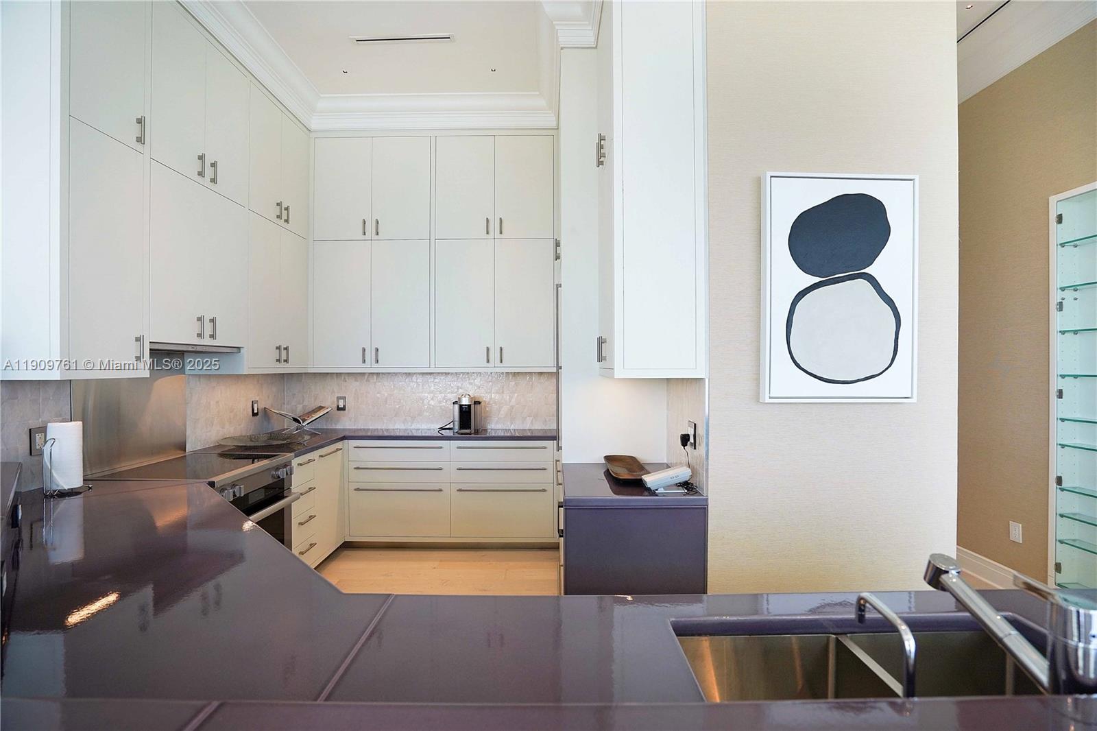 4401 Collins Ave #PH South, Miami Beach FL 33140