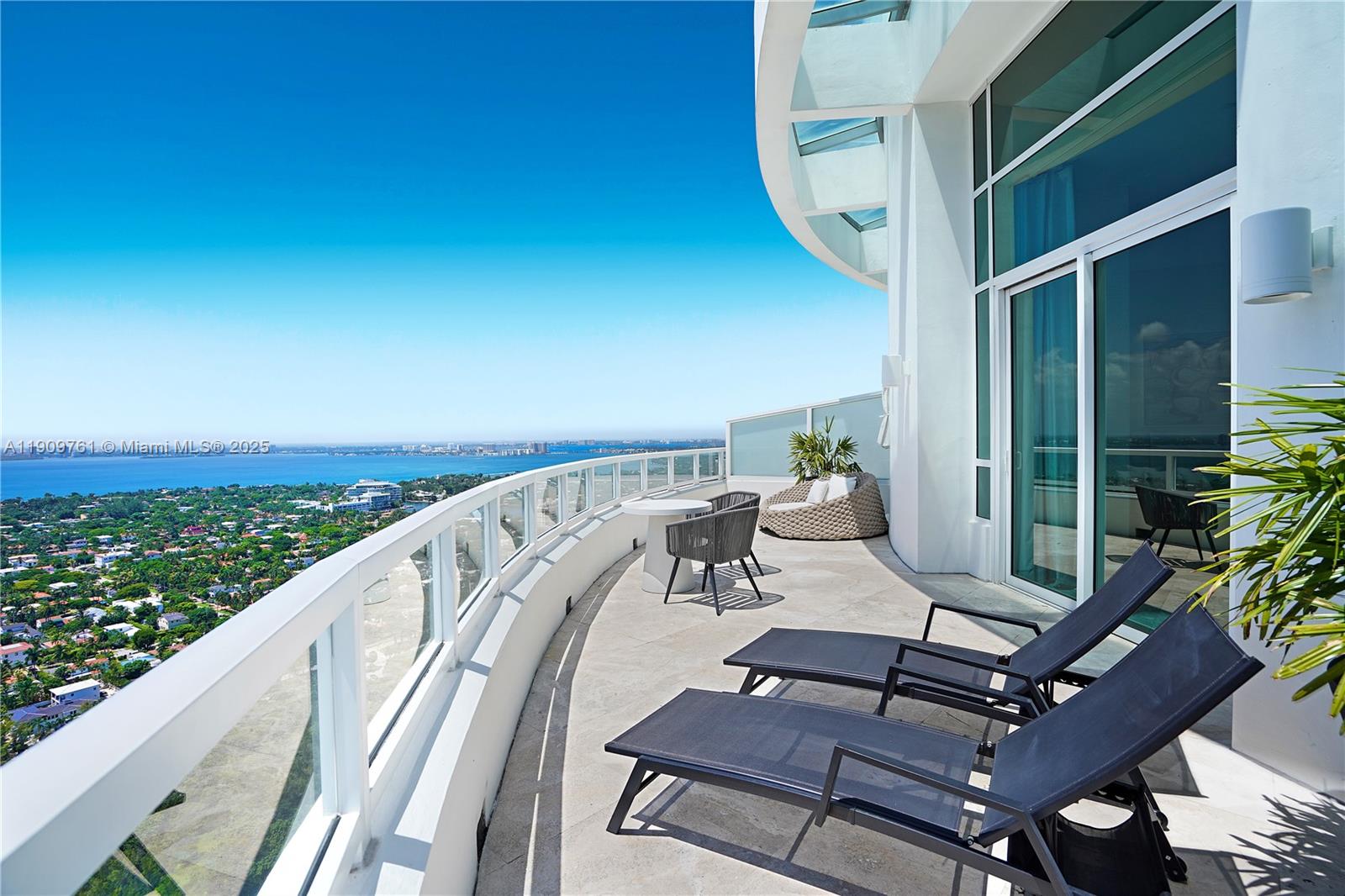 4401 Collins Ave #PH South, Miami Beach FL 33140