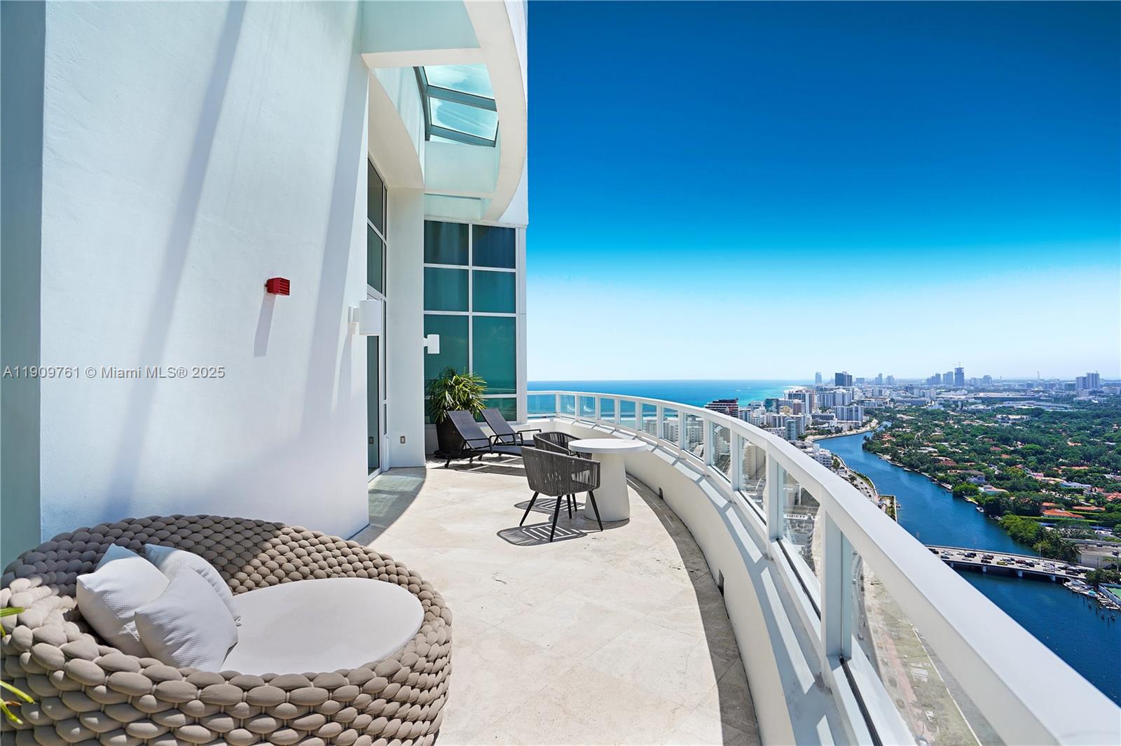 4401 Collins Ave #PH South, Miami Beach FL 33140
