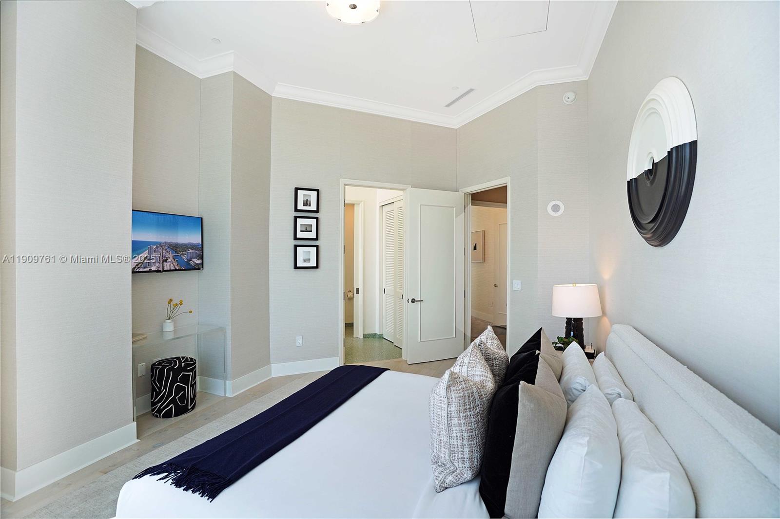 4401 Collins Ave #PH South, Miami Beach FL 33140