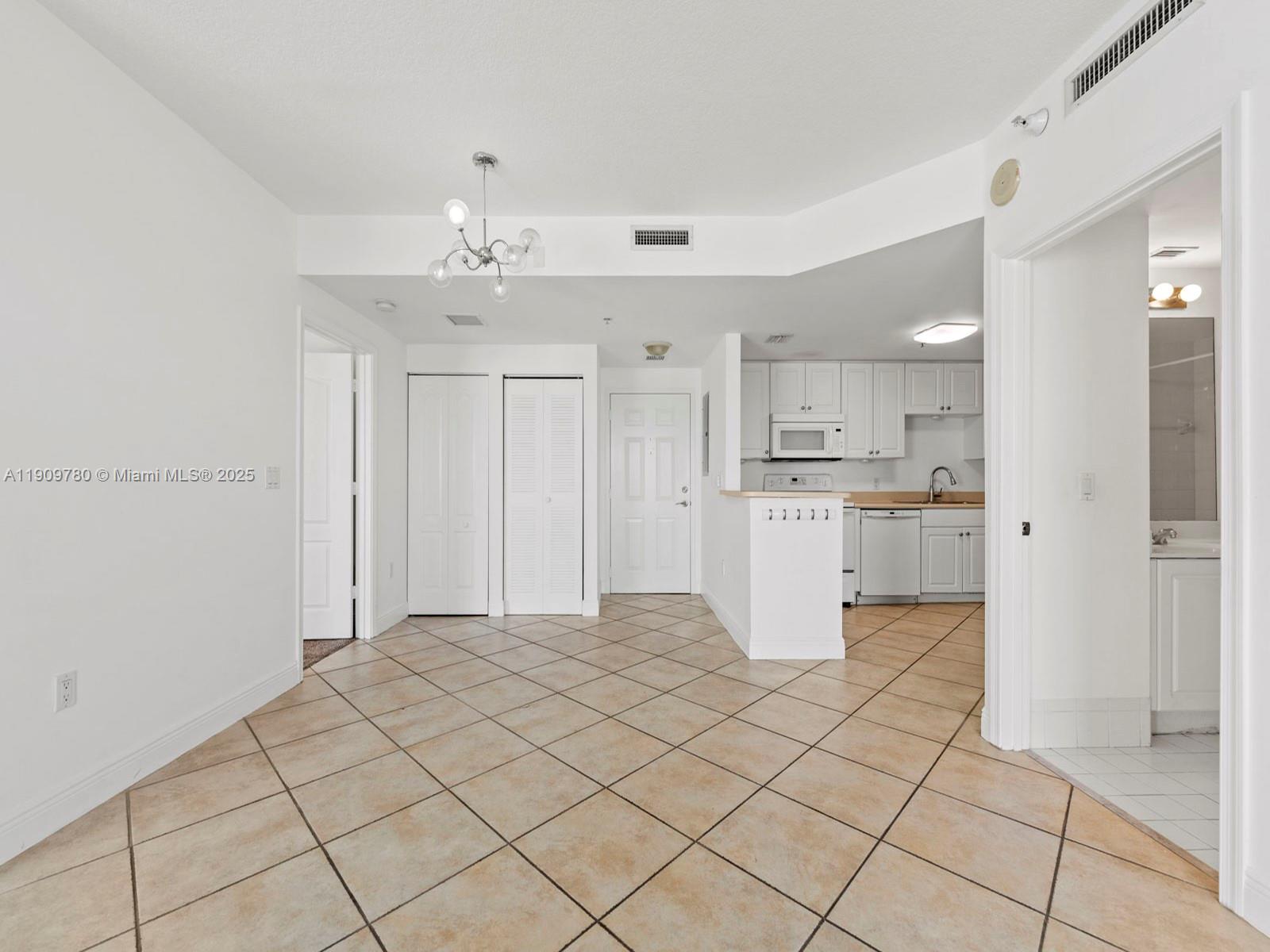 1627 SW 37th Ave #1103, Miami FL 33145