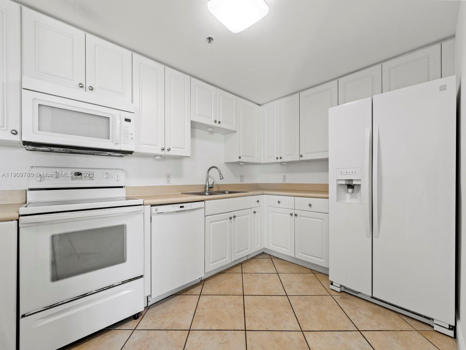 1627 SW 37th Ave #1103, Miami FL 33145