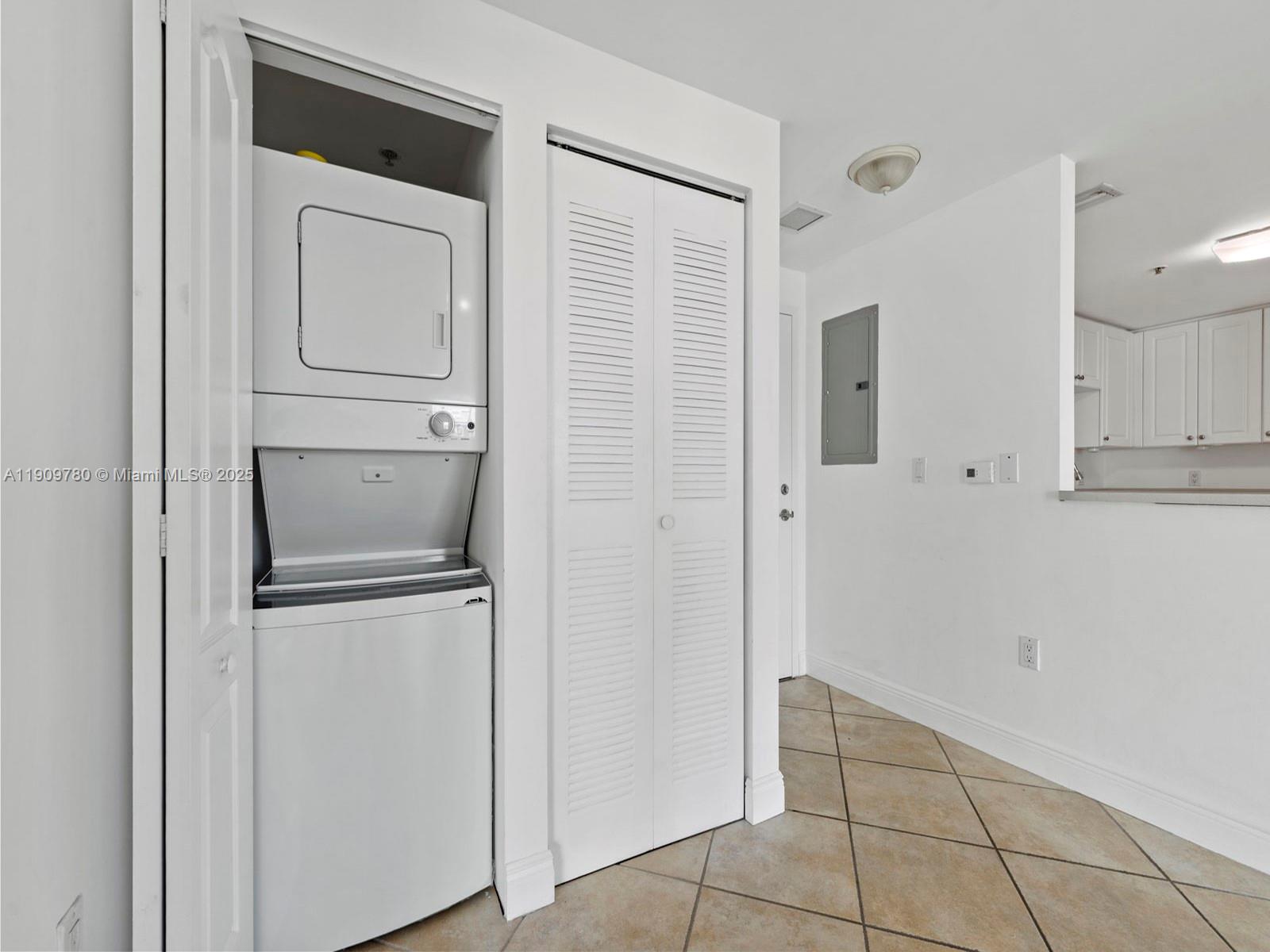 1627 SW 37th Ave #1103, Miami FL 33145