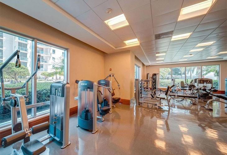 1060 Brickell Ave #1701, Miami FL 33131