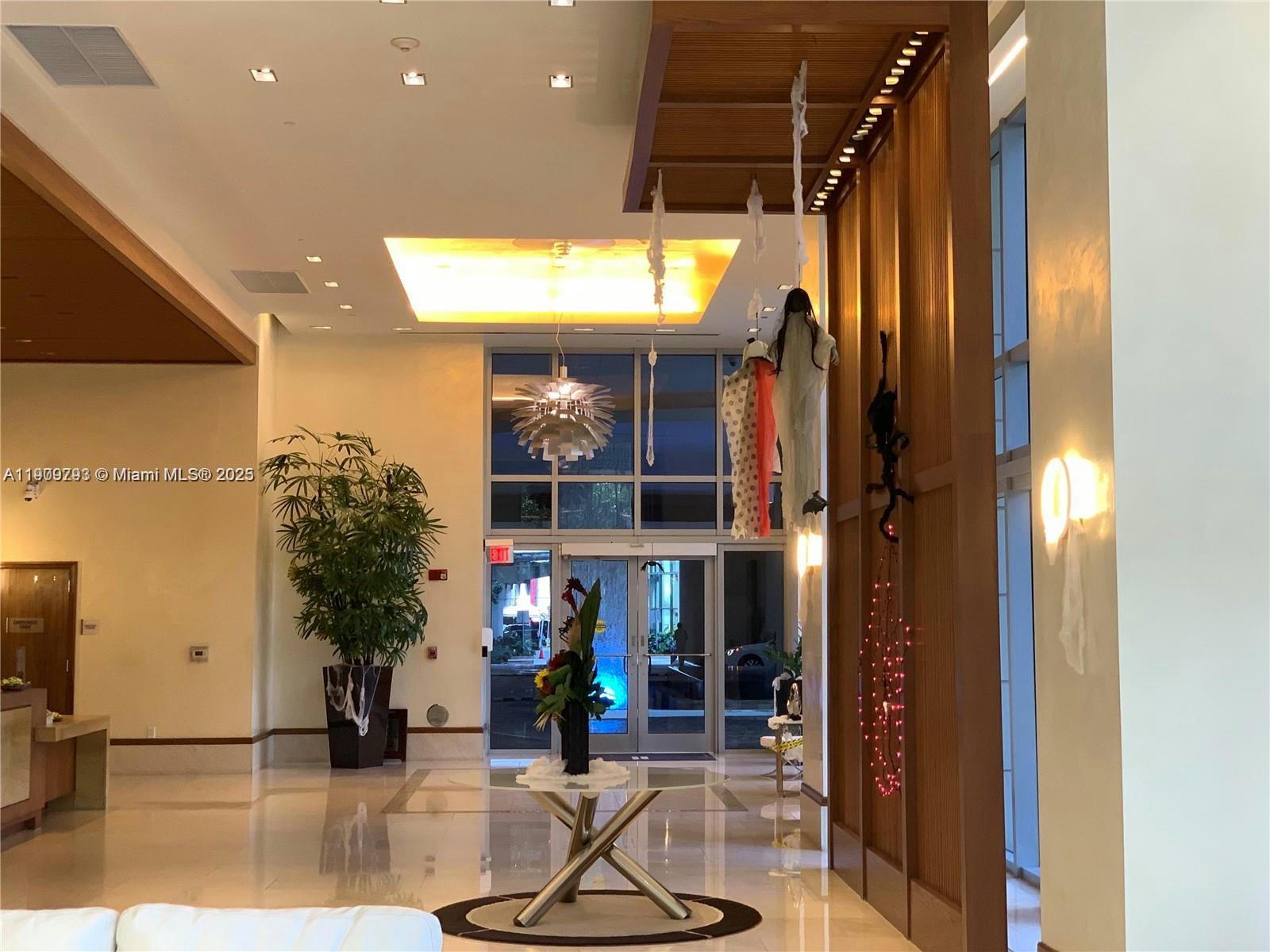 1060 Brickell Ave #1701, Miami FL 33131