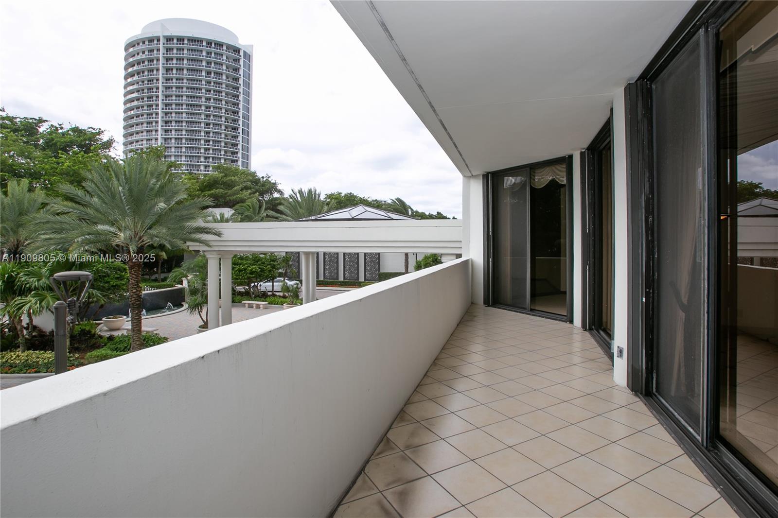 3000 Island Blvd #WSTE1, Aventura FL 33160