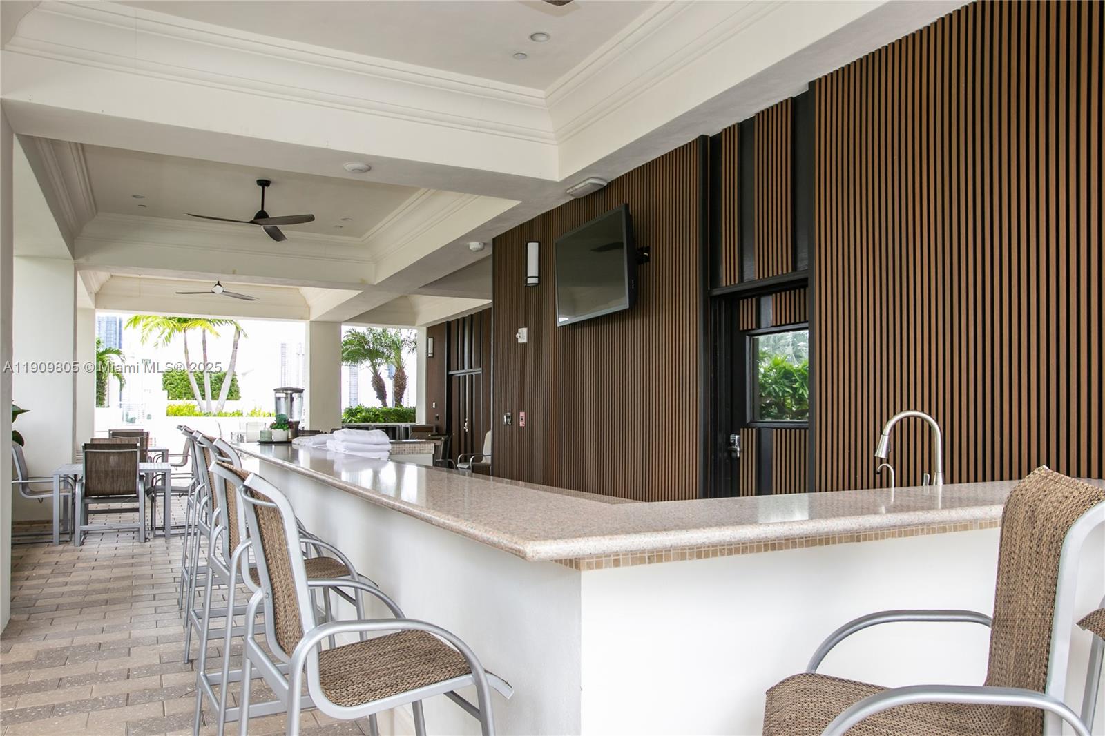 3000 Island Blvd #WSTE1, Aventura FL 33160