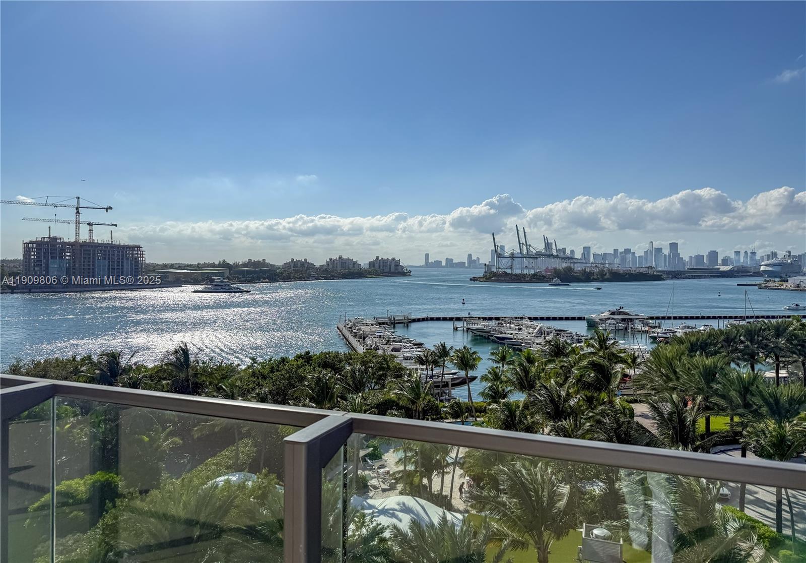 800 S Pointe Dr #704, Miami Beach FL 33139