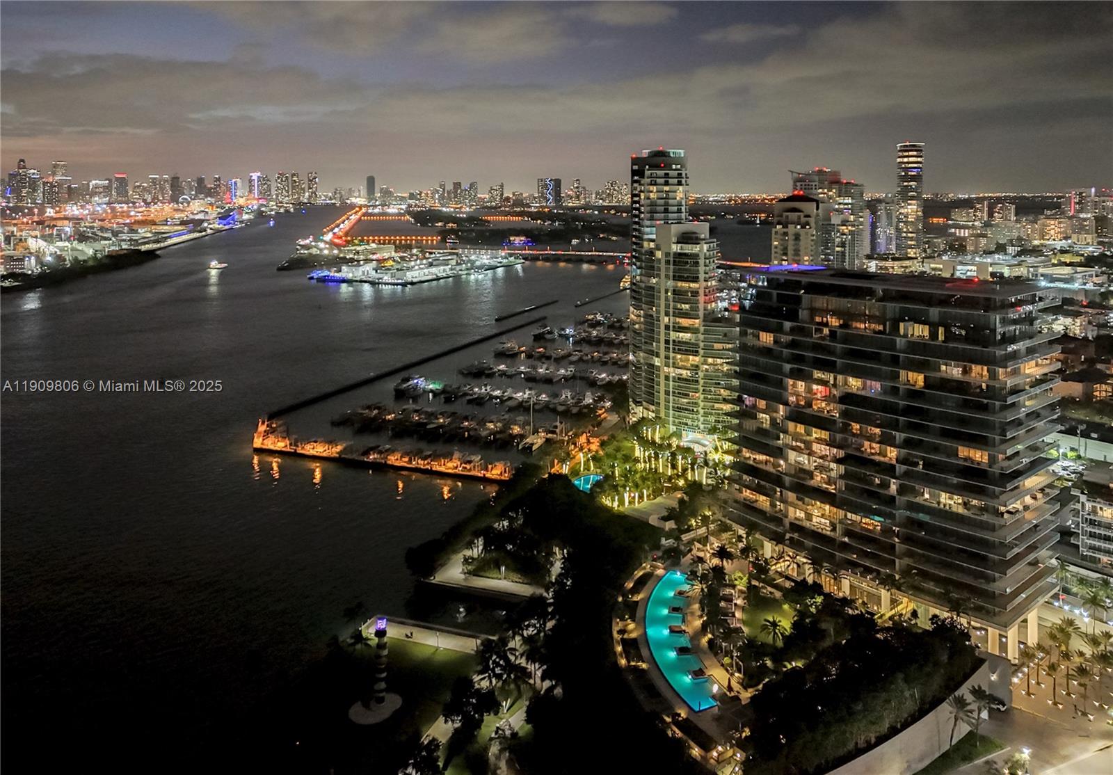 800 S Pointe Dr #704, Miami Beach FL 33139