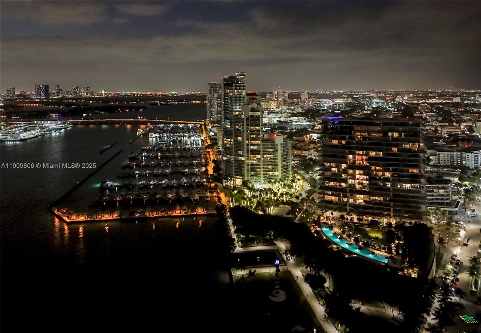 800 S Pointe Dr #704, Miami Beach FL 33139