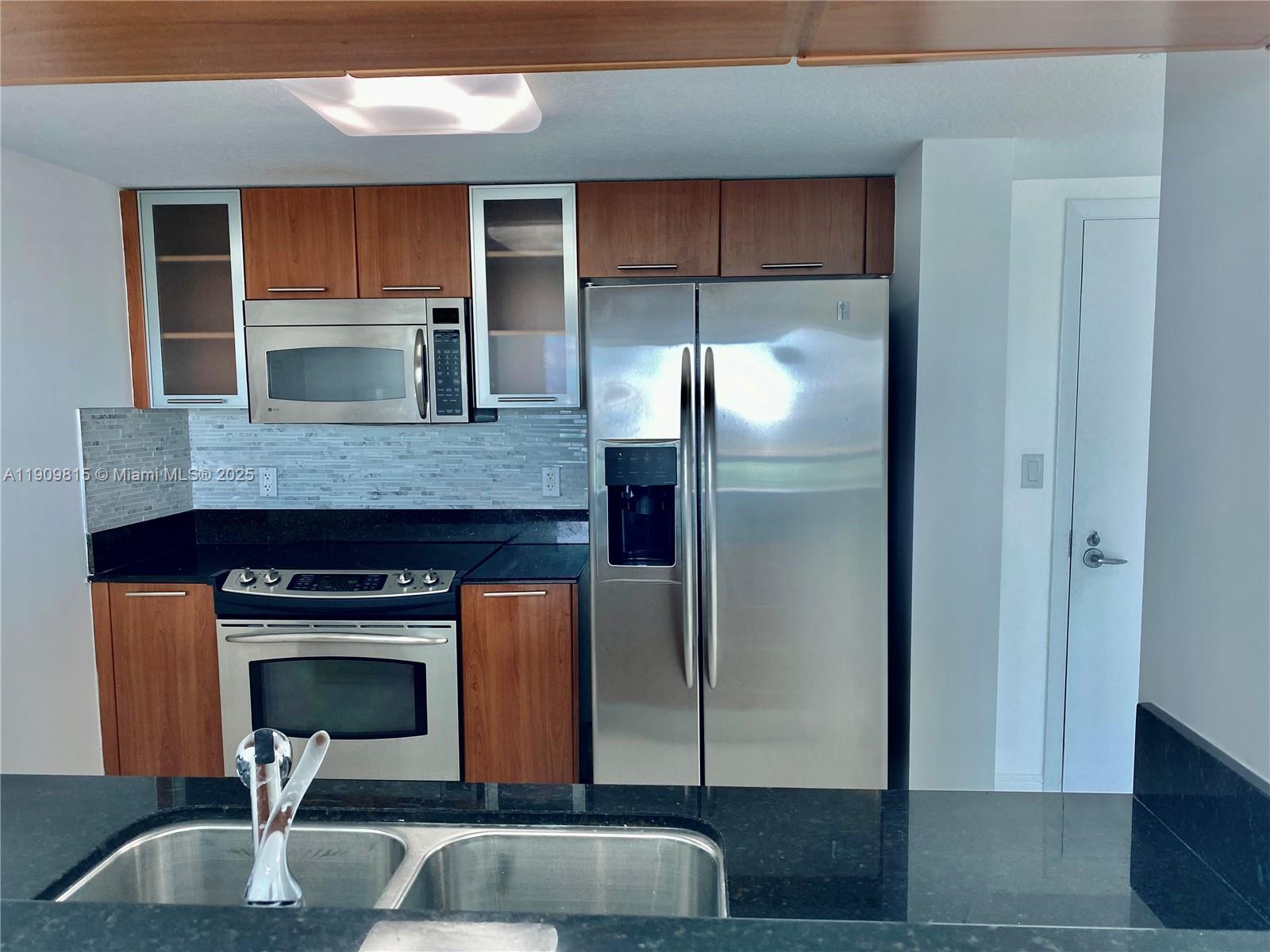 1800 N BAYSHORE DR #4210, Miami FL 33132