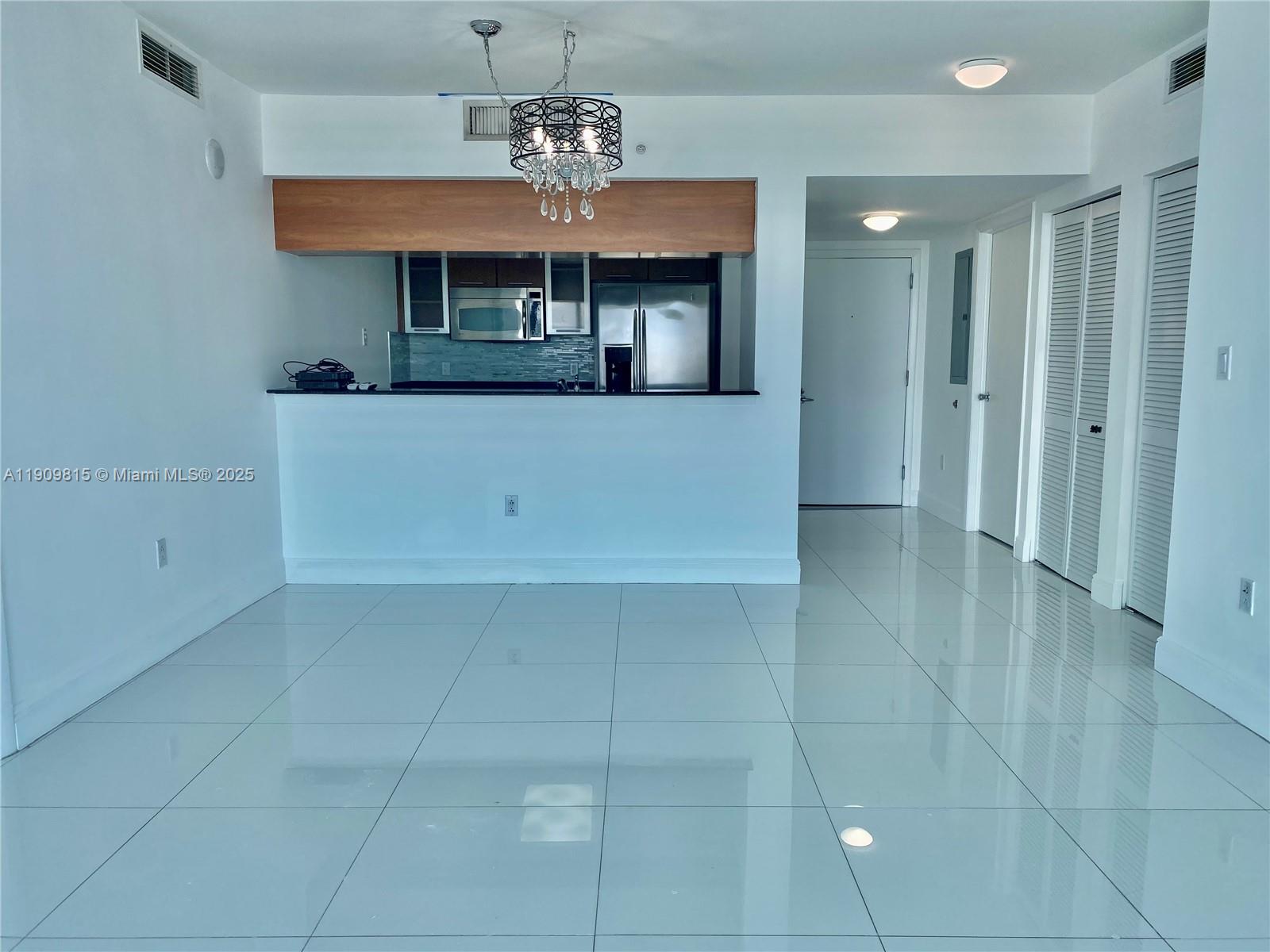 1800 N BAYSHORE DR #4210, Miami FL 33132