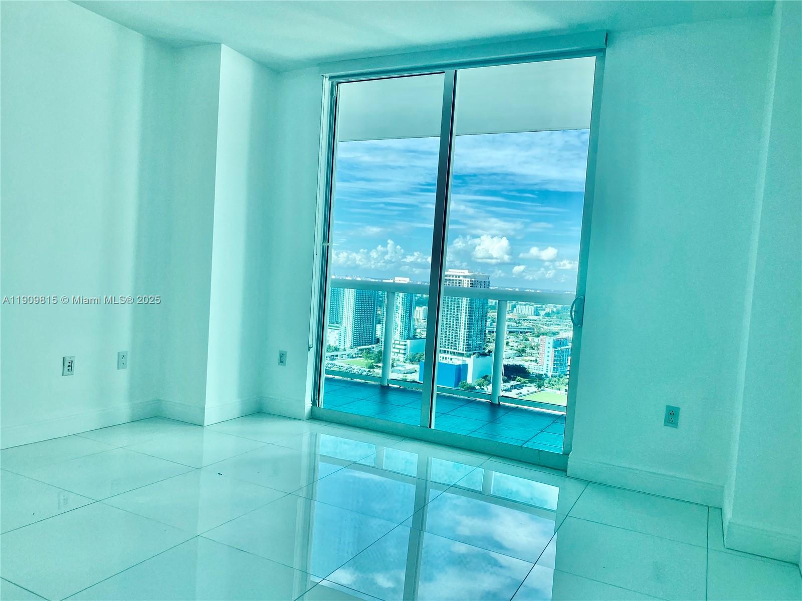 1800 N BAYSHORE DR #4210, Miami FL 33132
