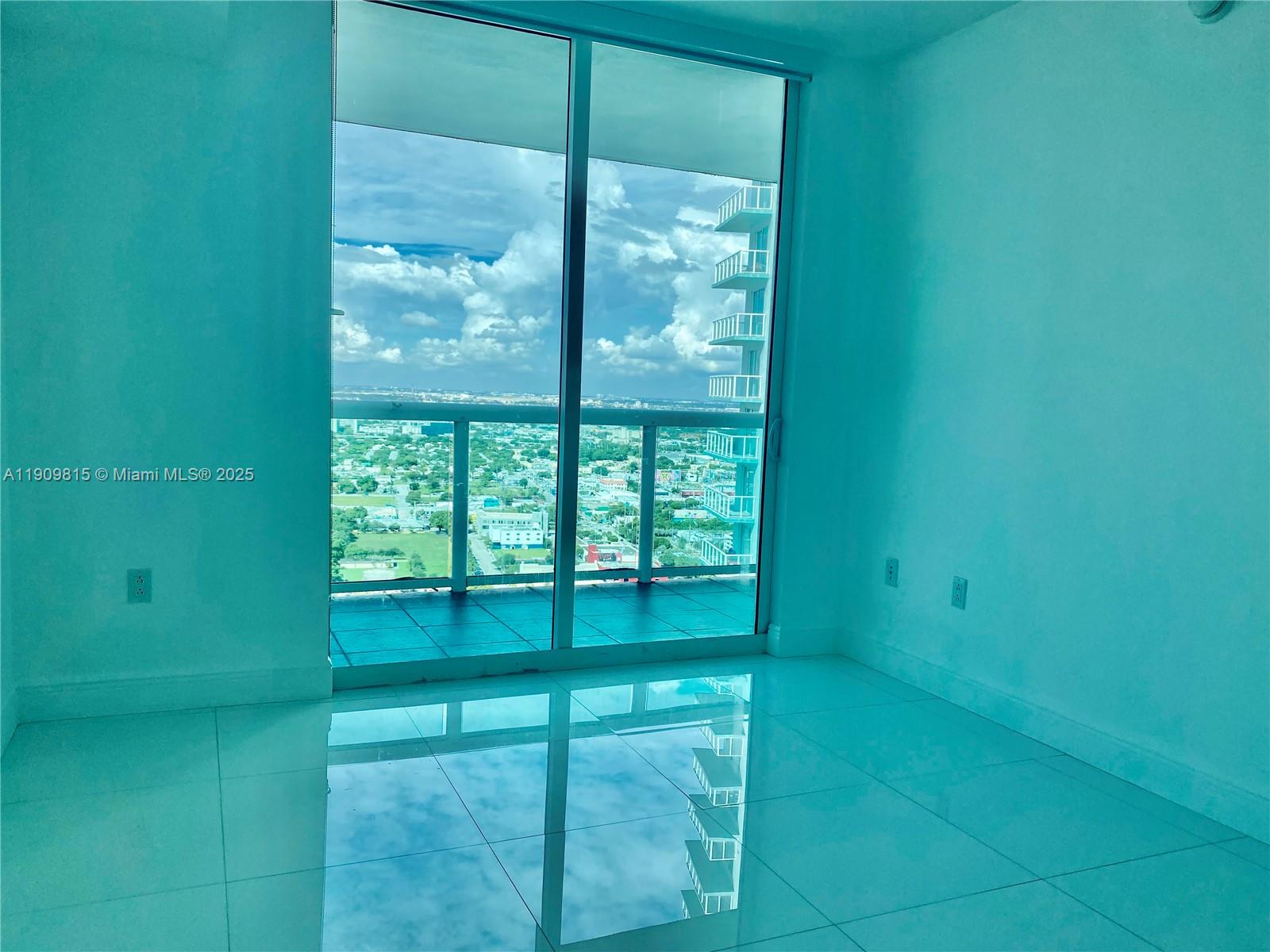 1800 N BAYSHORE DR #4210, Miami FL 33132