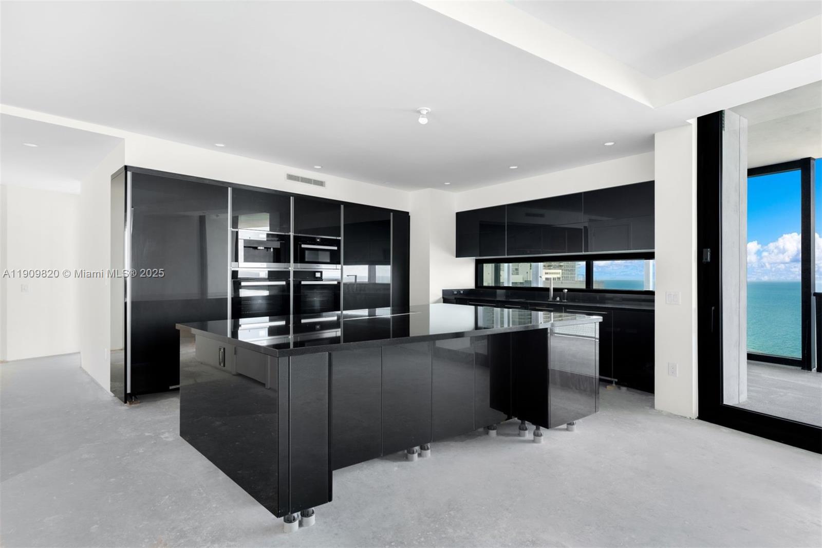 18555 Collins Ave #3205, Sunny Isles Beach FL 33160