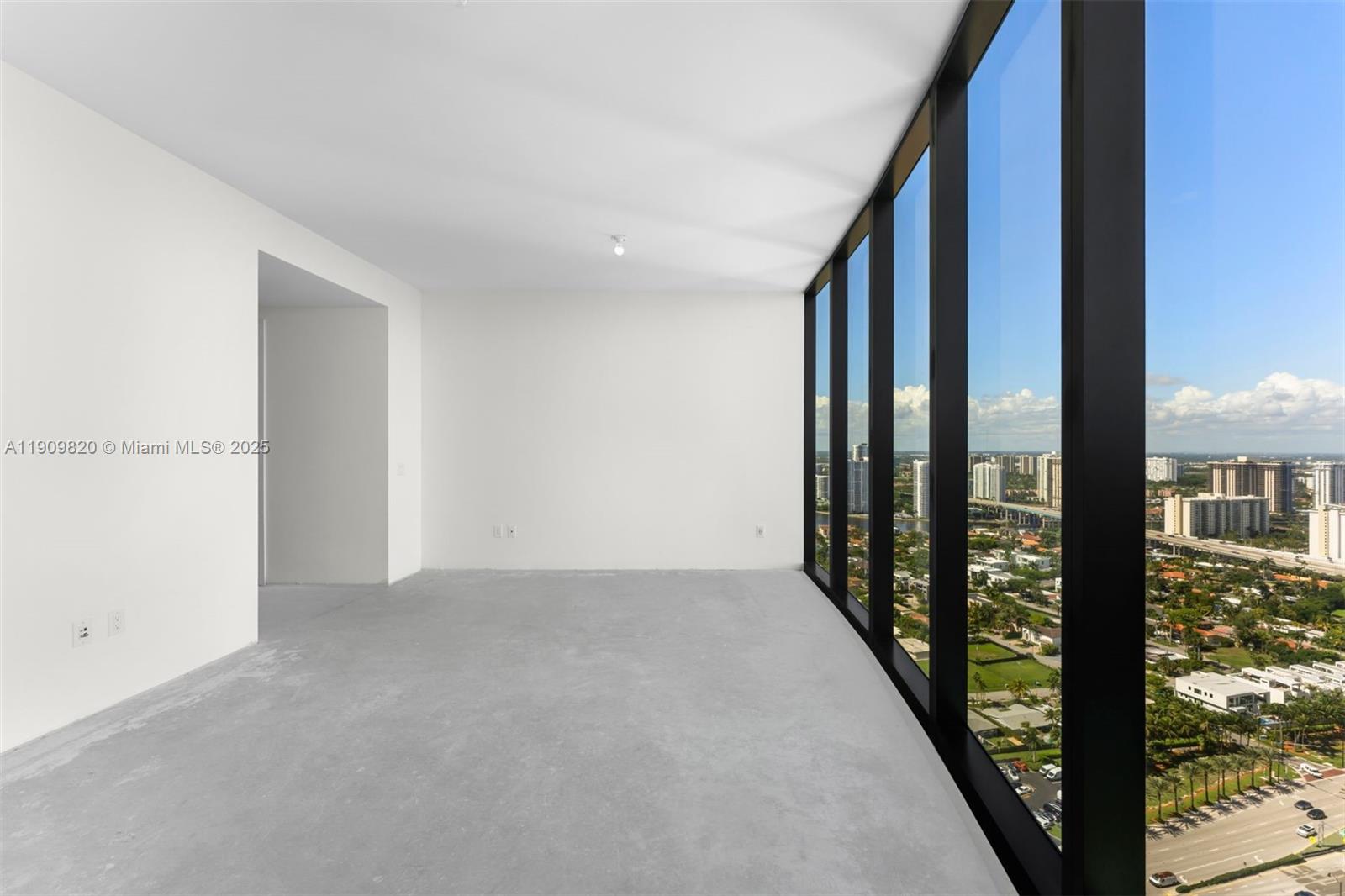18555 Collins Ave #3205, Sunny Isles Beach FL 33160