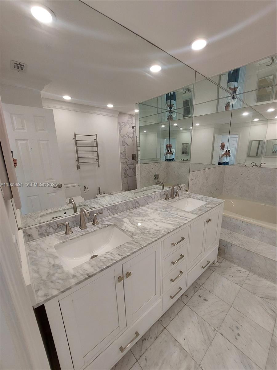 255 Poinciana Dr #605, Sunny Isles Beach FL 33160