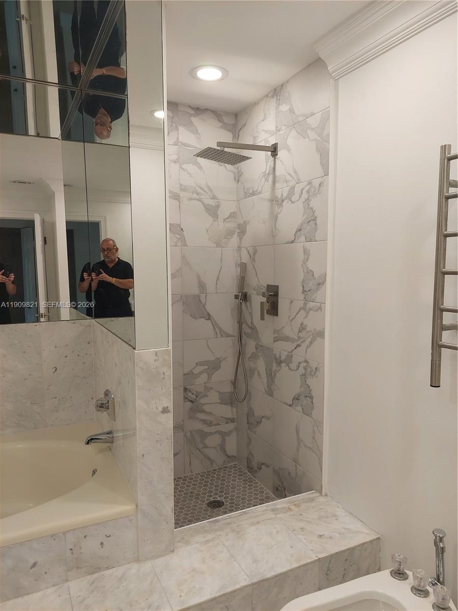 255 Poinciana Dr #605, Sunny Isles Beach FL 33160