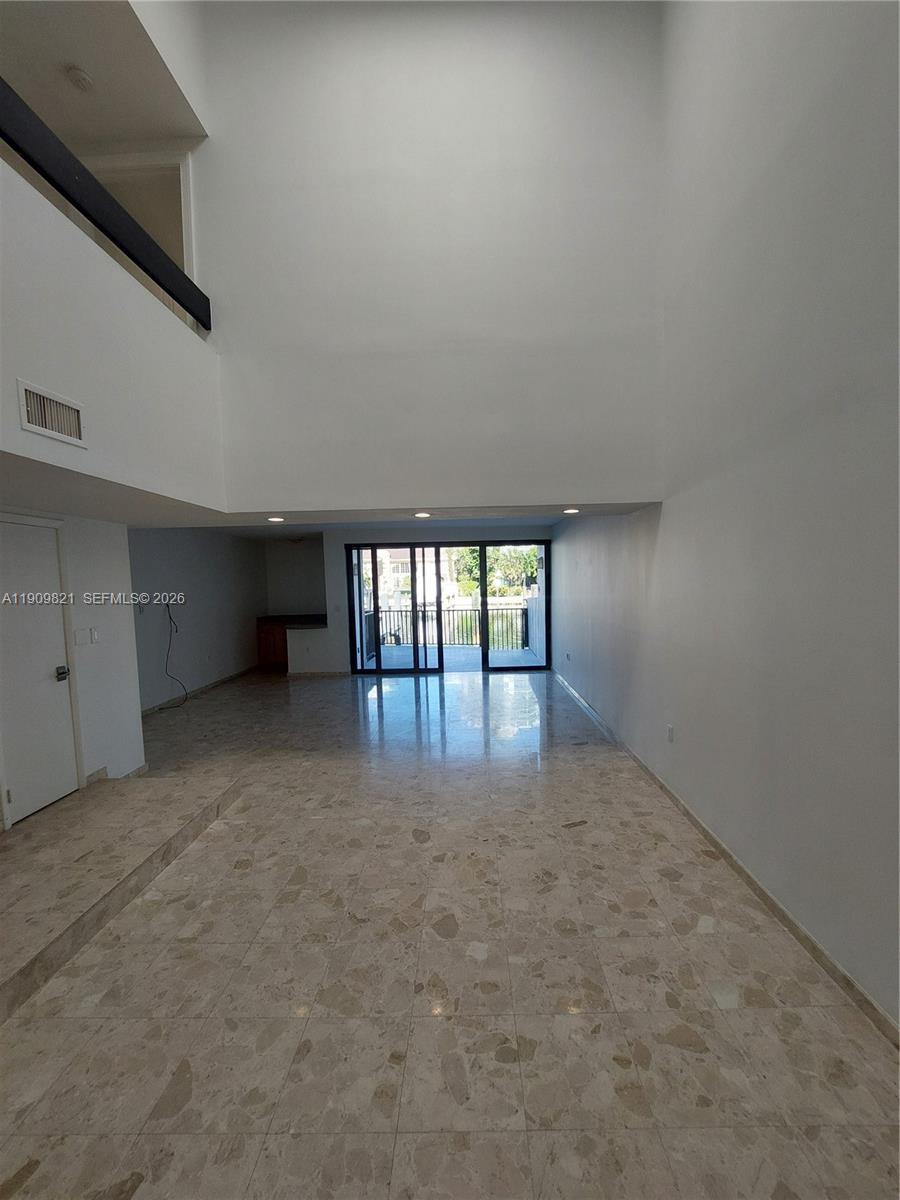 255 Poinciana Dr #605, Sunny Isles Beach FL 33160