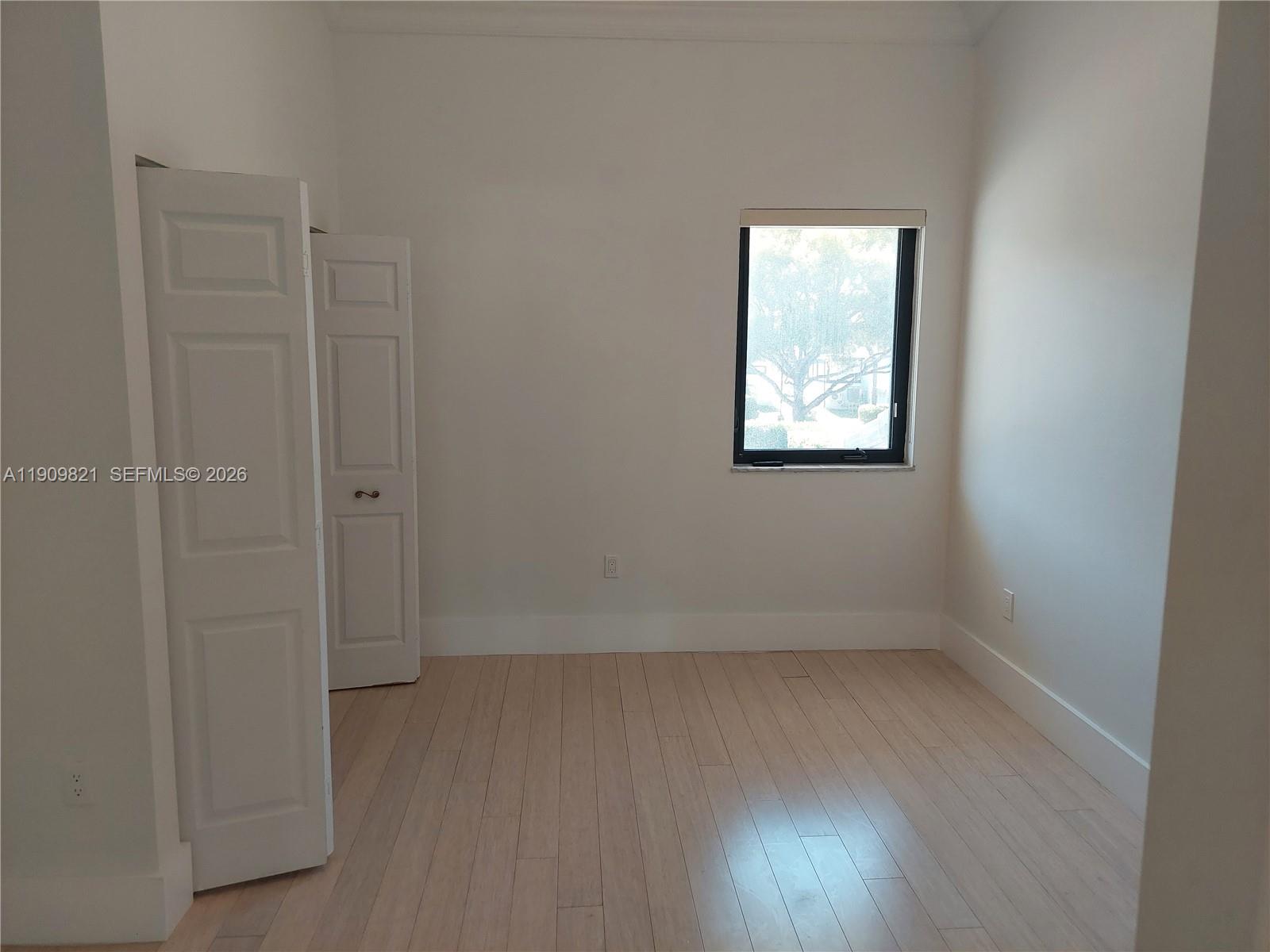 255 Poinciana Dr #605, Sunny Isles Beach FL 33160