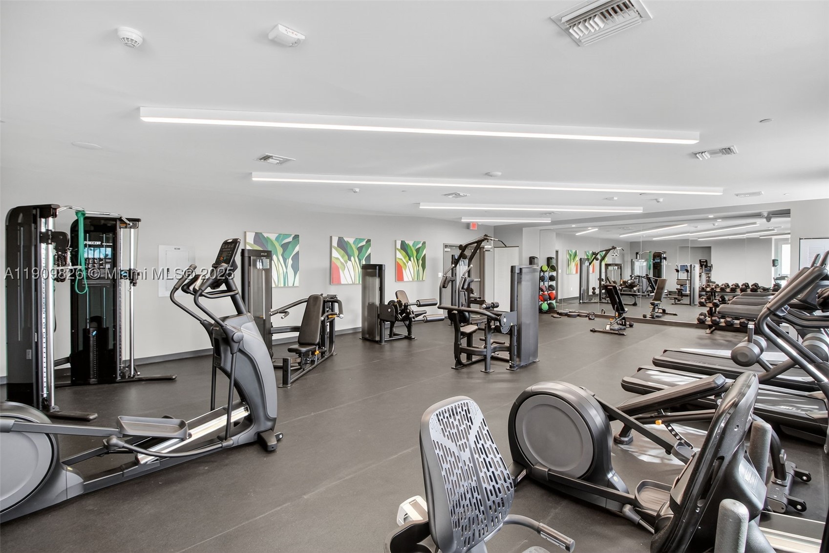 1110 NW 1 ST #502, Miami FL 33128