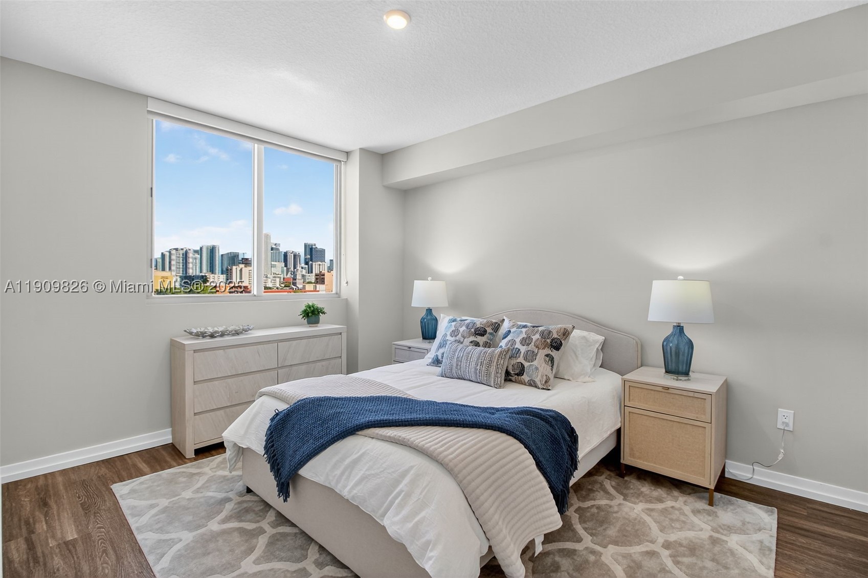1110 NW 1 ST #502, Miami FL 33128