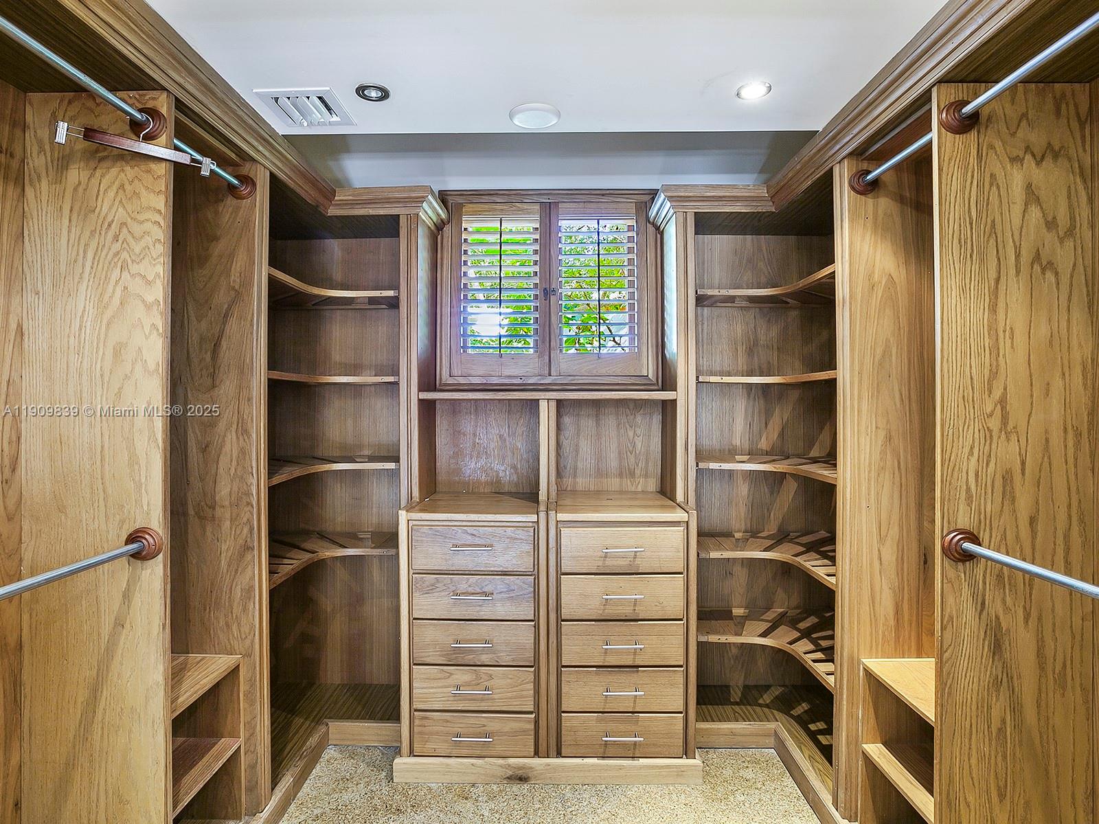 3504 Banyan Cir, Miami FL 33133