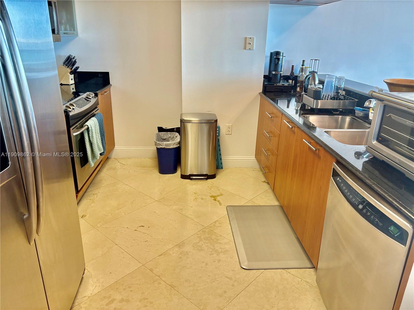 1800 N BAYSHORE DR #2509, Miami FL 33132
