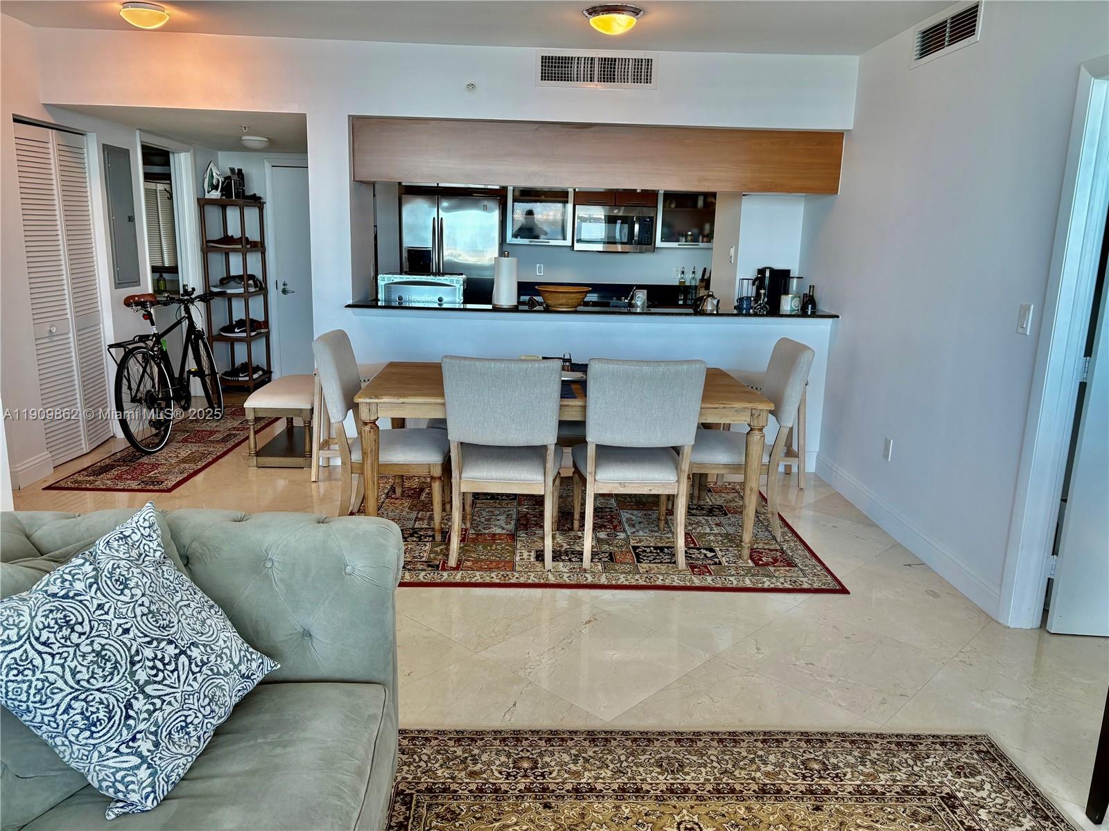 1800 N BAYSHORE DR #2509, Miami FL 33132