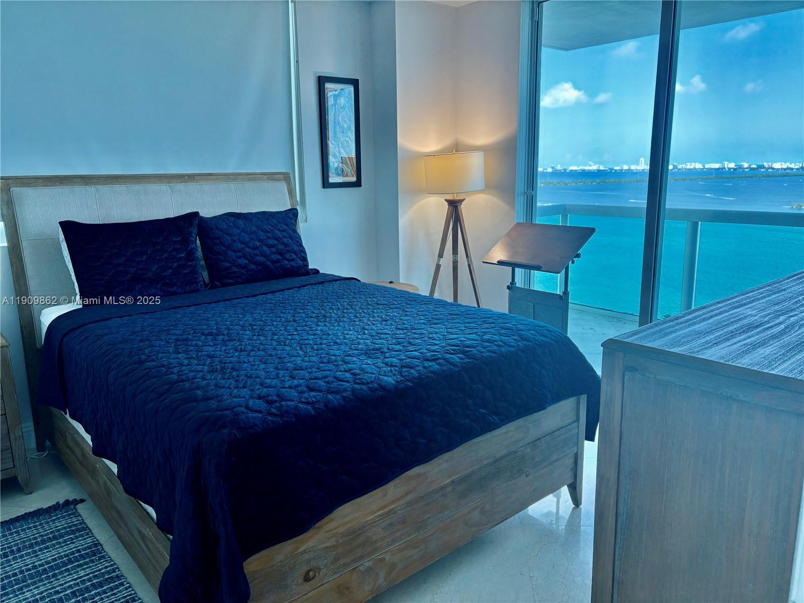 1800 N BAYSHORE DR #2509, Miami FL 33132