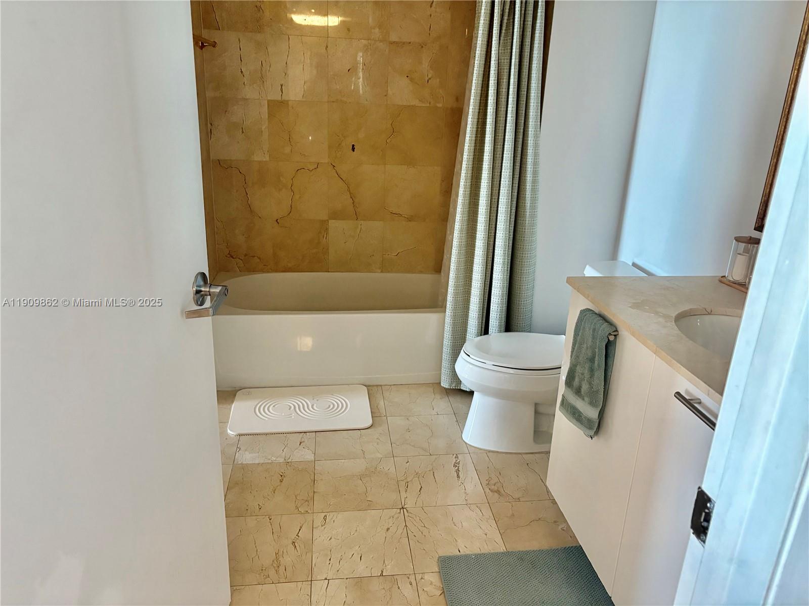 1800 N BAYSHORE DR #2509, Miami FL 33132