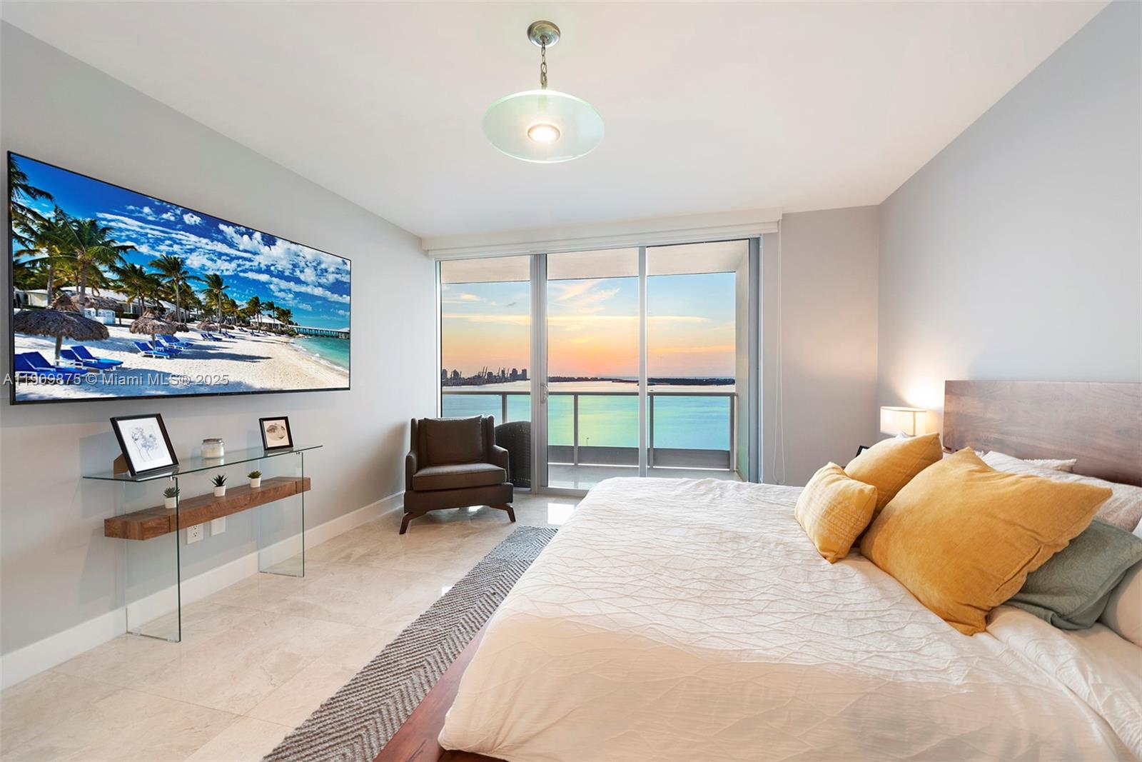 1331 Brickell Bay Dr #2203, Miami FL 33131